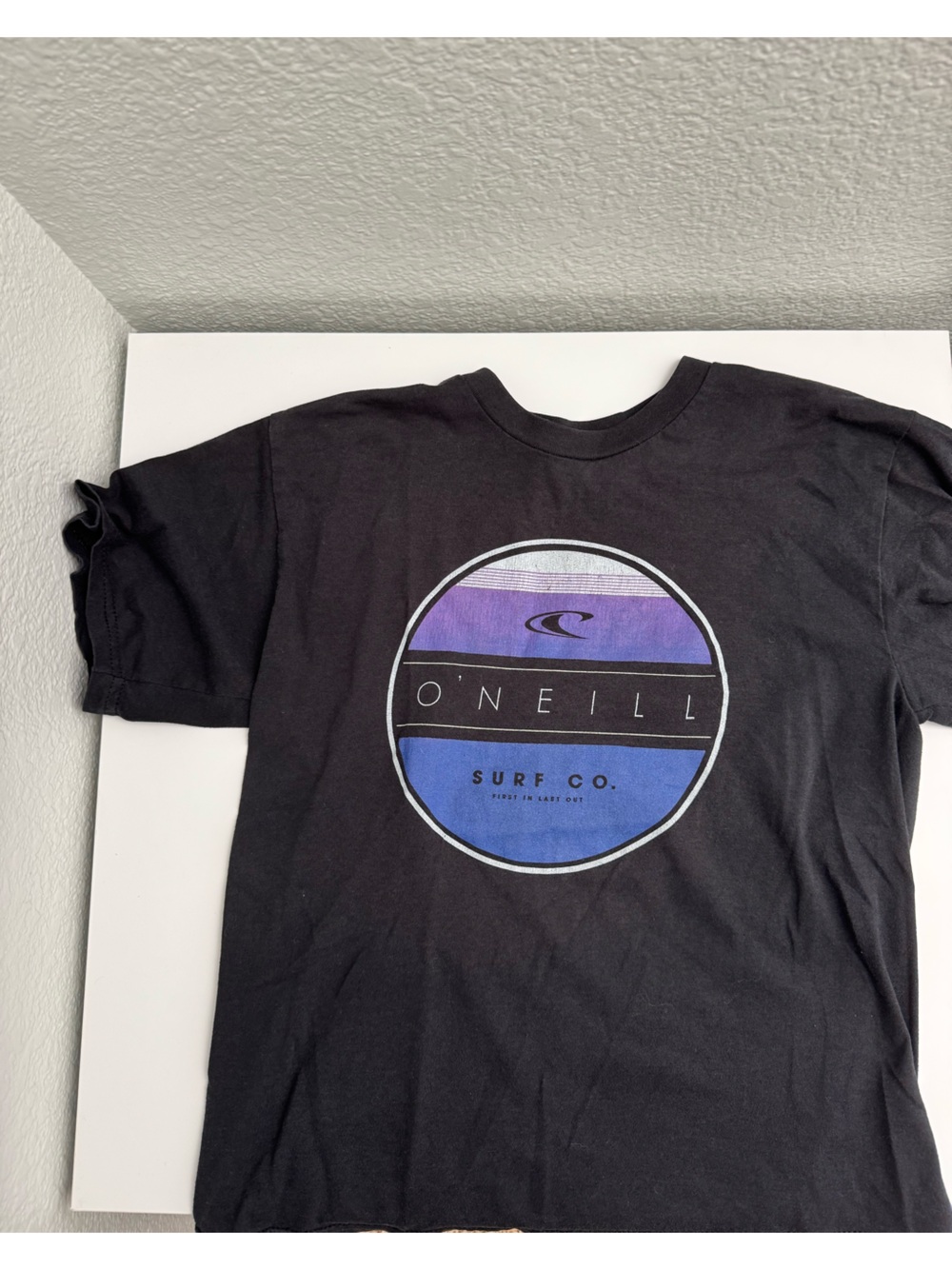 O'Neill Black Short-Sleeve Surf Co. Graphic Tee with Blue and Purple Circle
